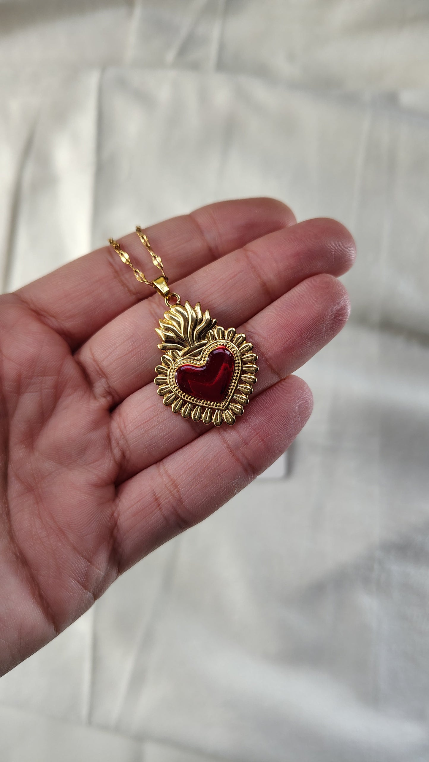 Collana in Acciaio Inossidabile con Sacro Cuore | Nuara Bijoux