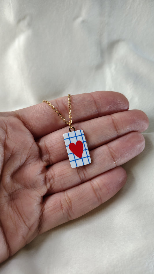 Collana con cuore rosso smaltato