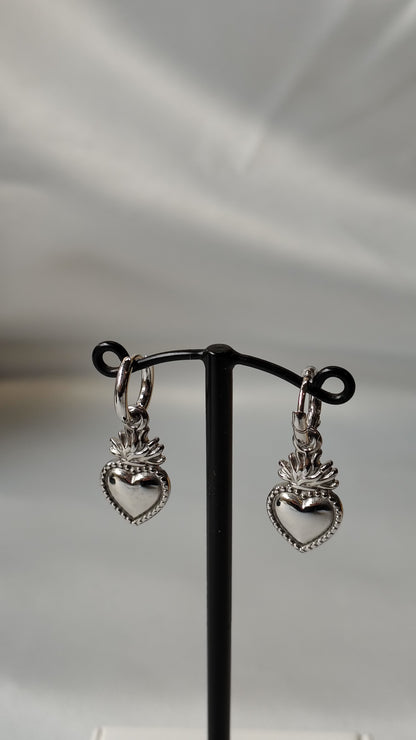 Orecchini Pendenti Sacro Cuore in acciaio inossidabile | Nuara Bijoux