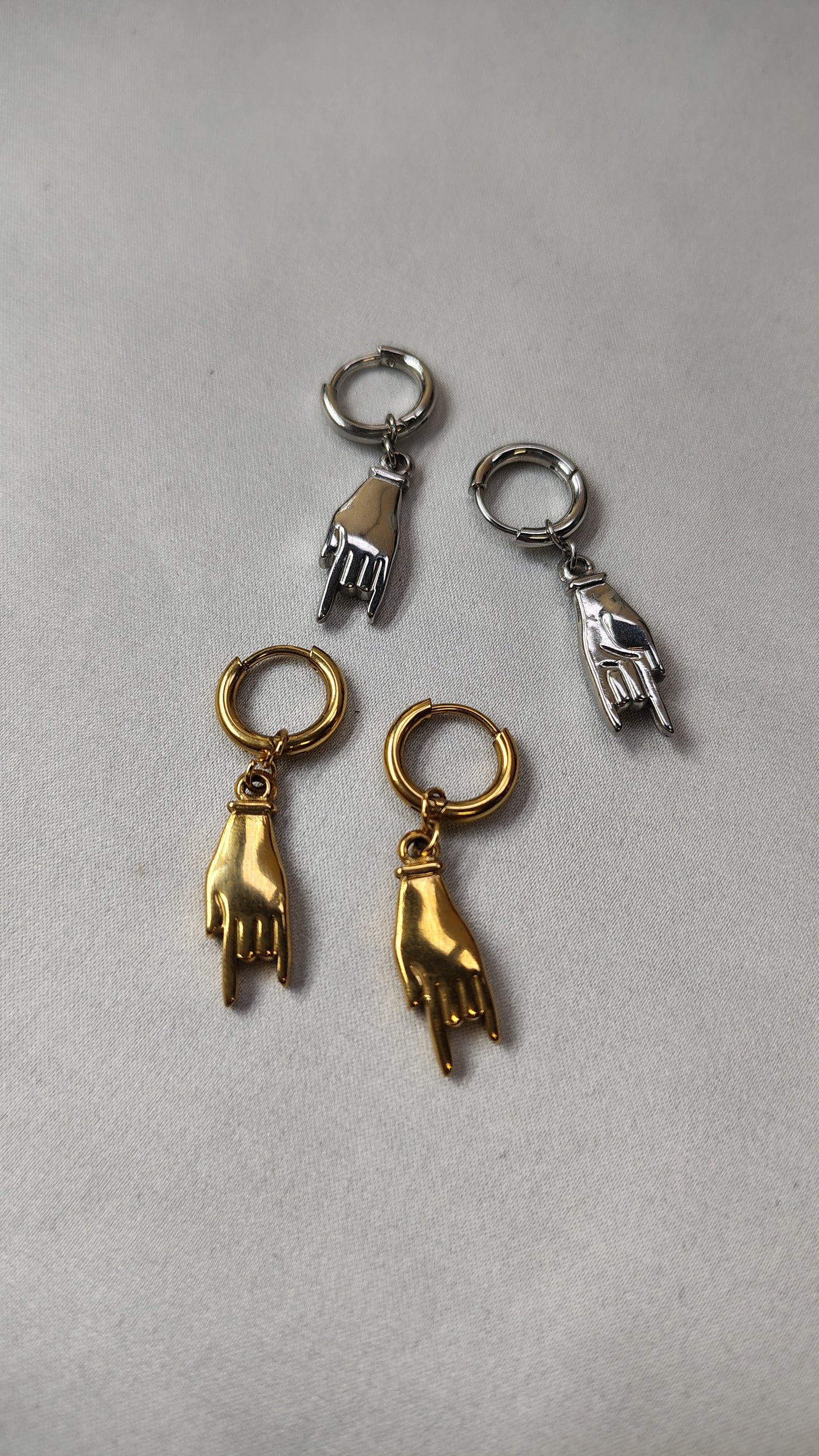 Orecchini Pendenti Dita Corna in acciaio inossidabile | Nuara Bijoux