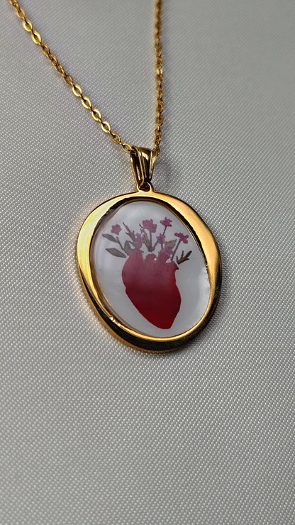 Collana Sacro Cuore Fiorito in Acciaio Inossidabile | Nuara Bijoux