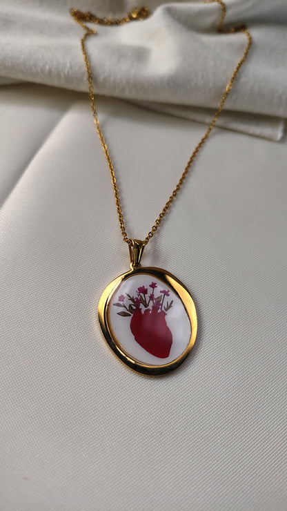 Collana Sacro Cuore Fiorito in Acciaio Inossidabile | Nuara Bijoux