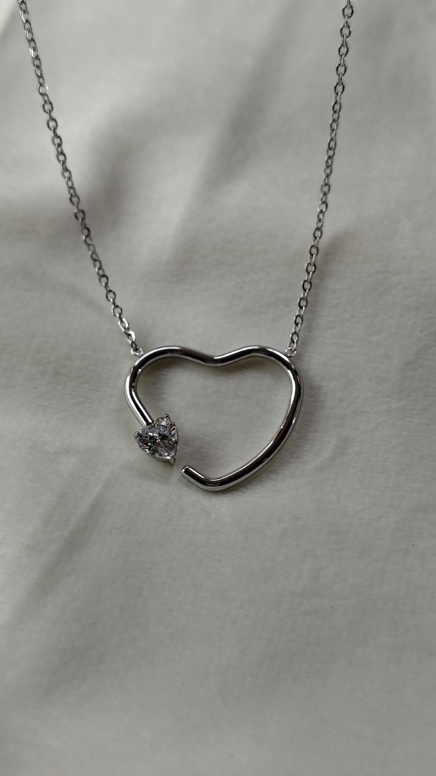 Collana Cuore con Punto Luce in Acciaio Inossidabile | Nuara Bijoux