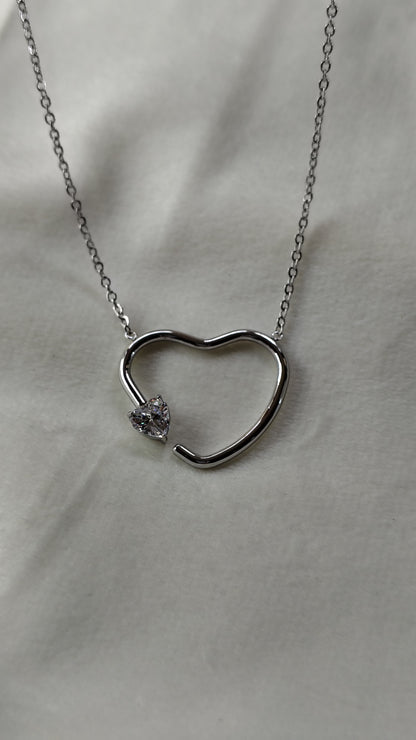 Collana Cuore con Punto Luce in Acciaio Inossidabile | Nuara Bijoux