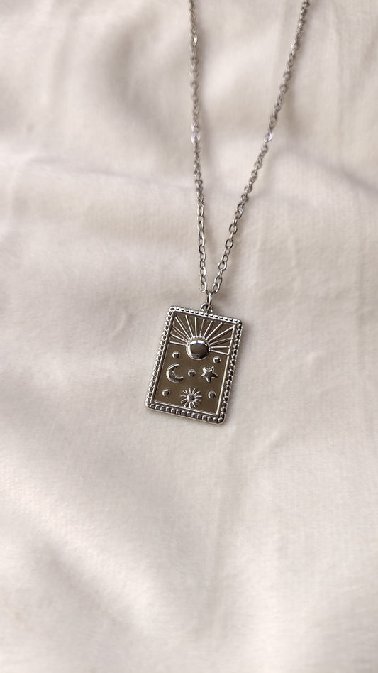 Collana con Ciondolo Sole, Luna e Stelle in Acciaio Inossidabile | Nuara Bijoux