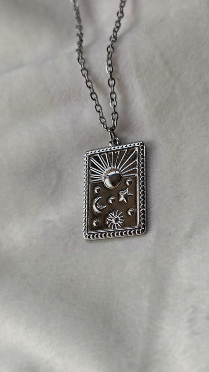 Collana con Ciondolo Sole, Luna e Stelle in Acciaio Inossidabile | Nuara Bijoux