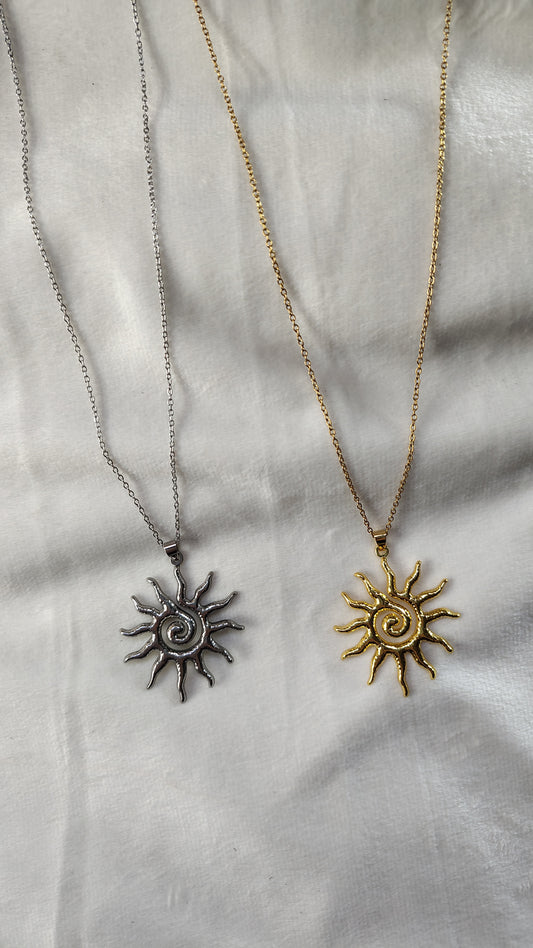 Collana in Acciaio Inossidabile con Sole Tribale | Nuara Bijoux