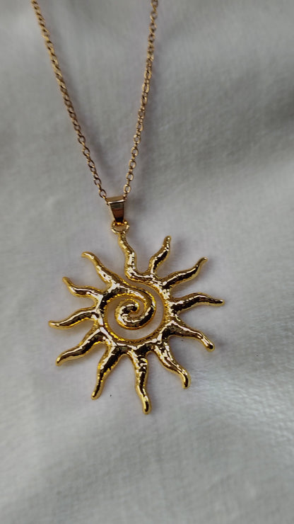 Collana in Acciaio Inossidabile con Sole Tribale | Nuara Bijoux