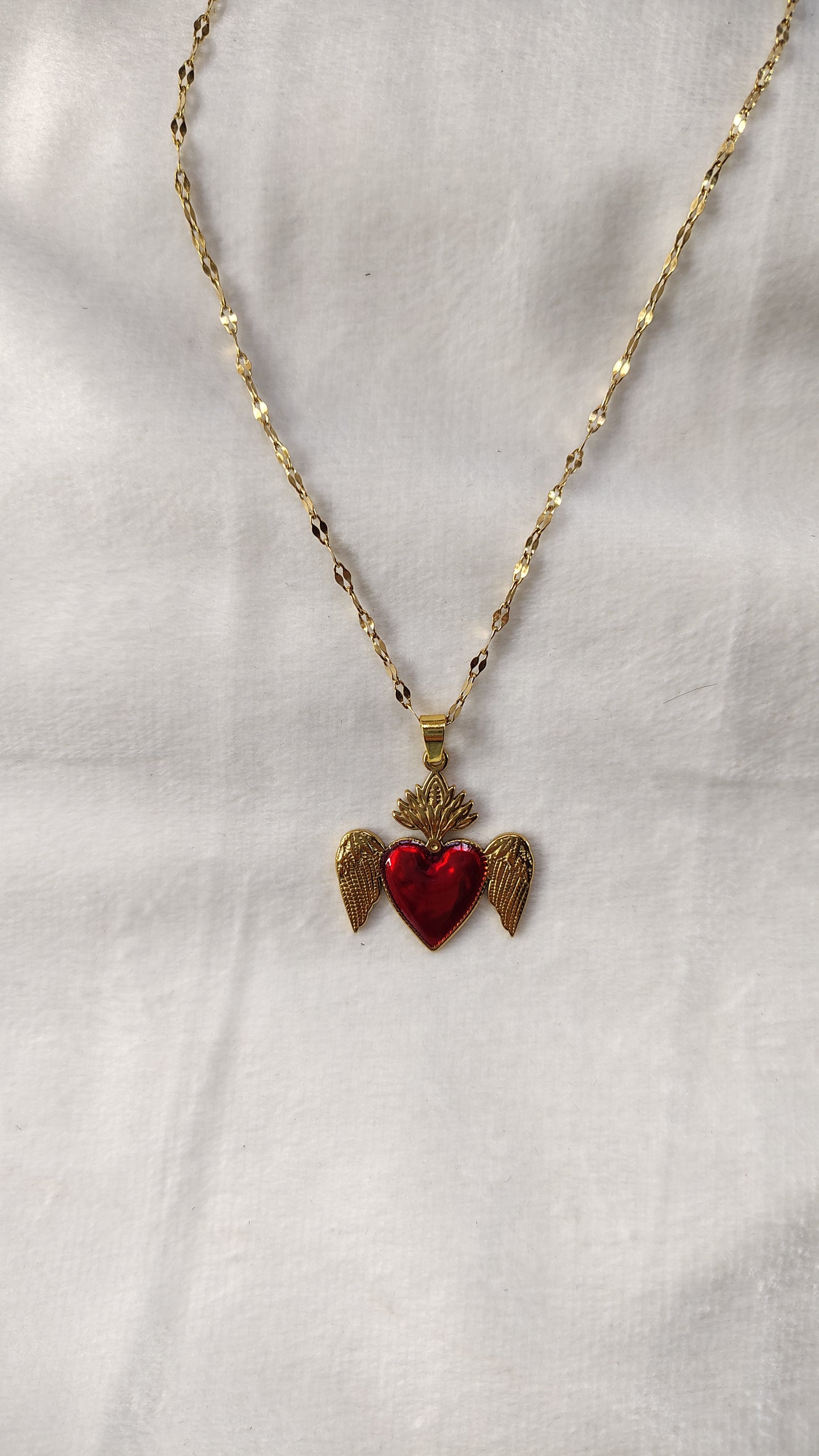 Collana in Acciaio Inossidabile con Sacro Cuore Alato | Nuara Bijoux