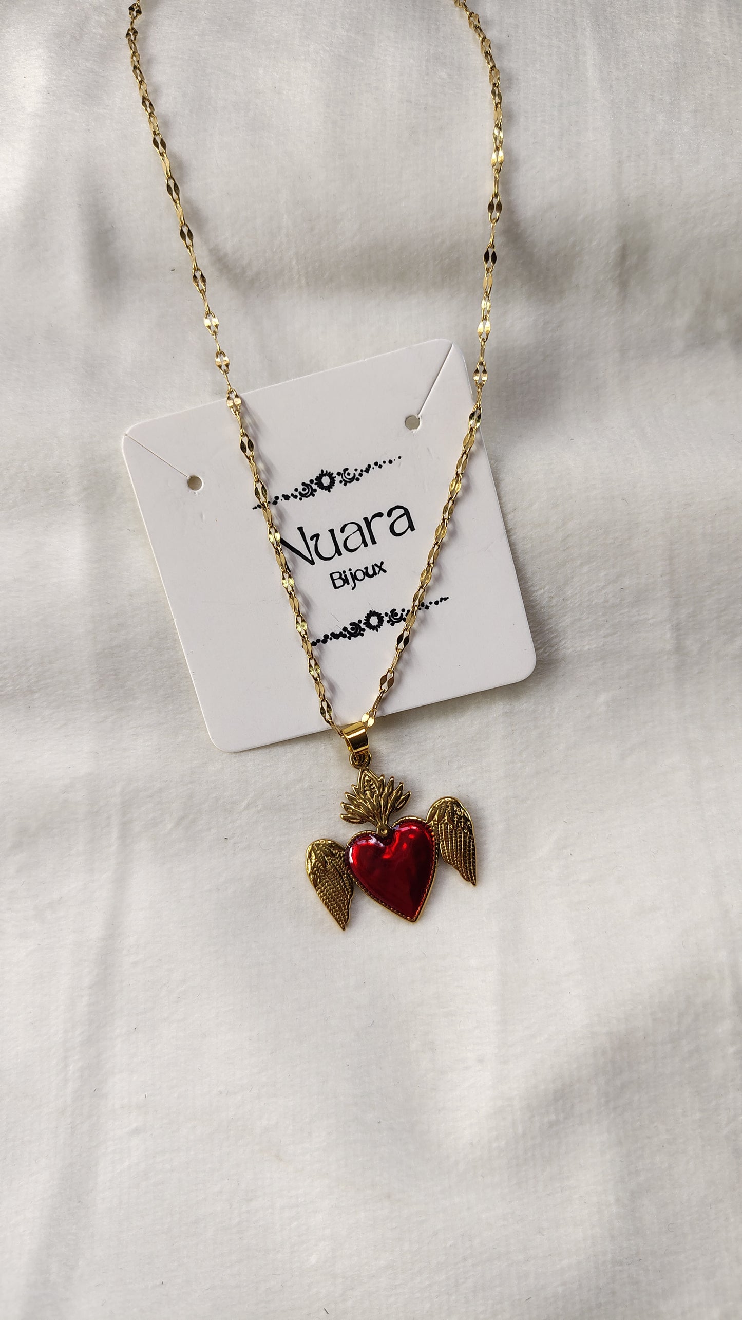 Collana in Acciaio Inossidabile con Sacro Cuore Alato | Nuara Bijoux