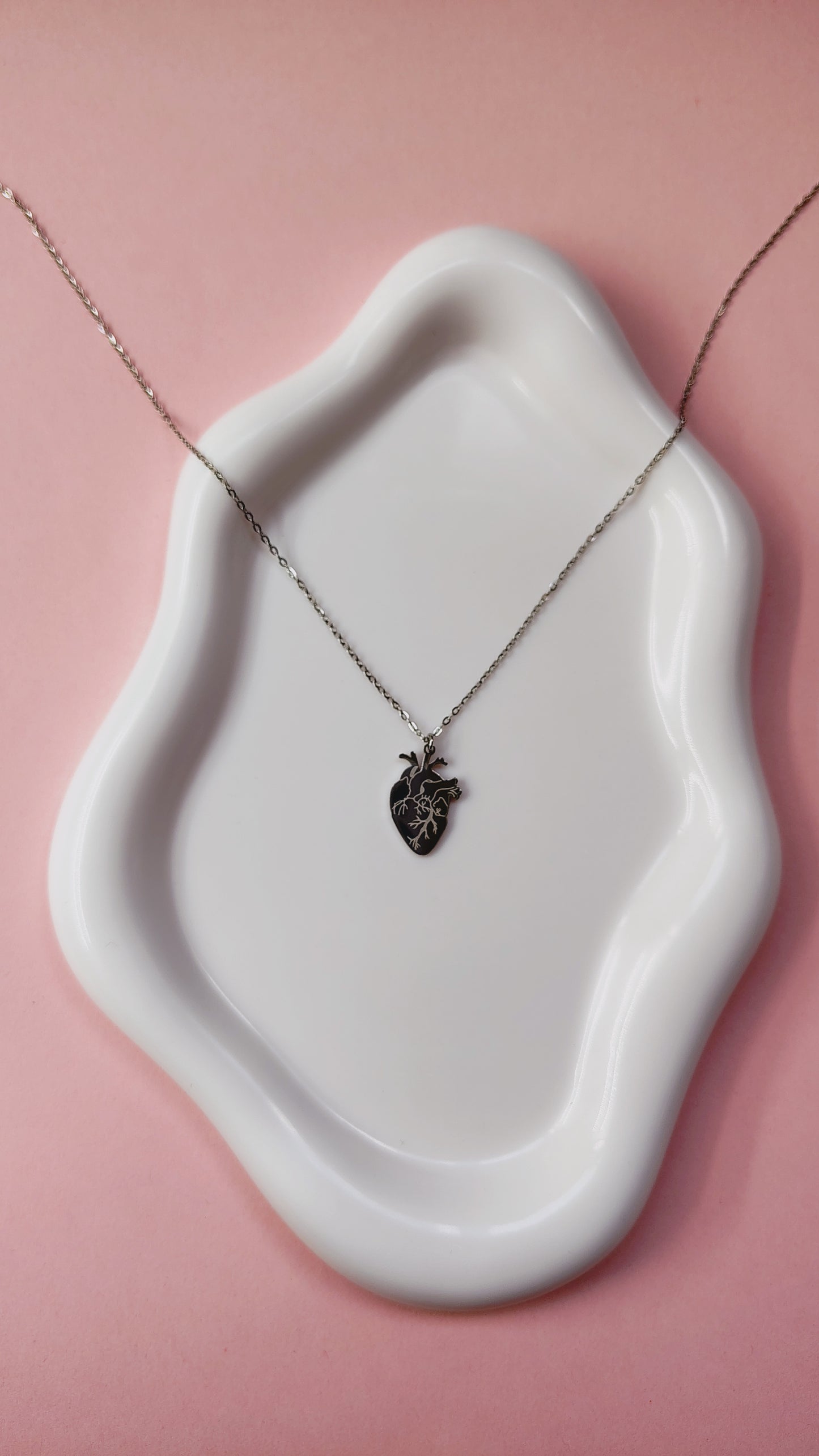 Collana cuore anatomico in acciaio inossidabile | Nuara Bijoux