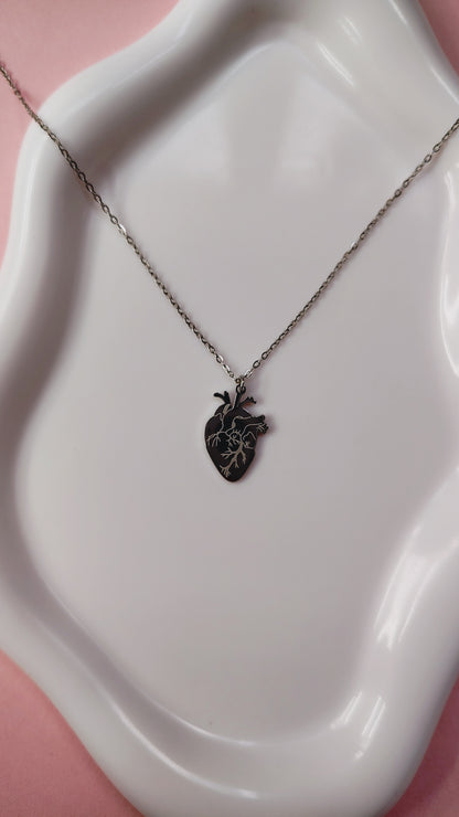 Collana cuore anatomico in acciaio inossidabile | Nuara Bijoux