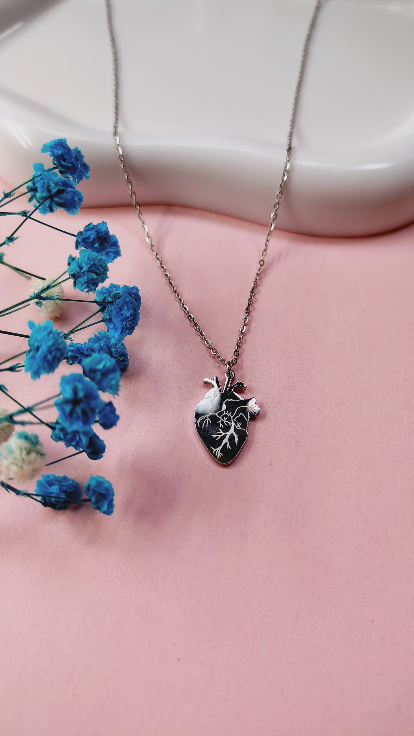 Collana cuore anatomico in acciaio inossidabile | Nuara Bijoux