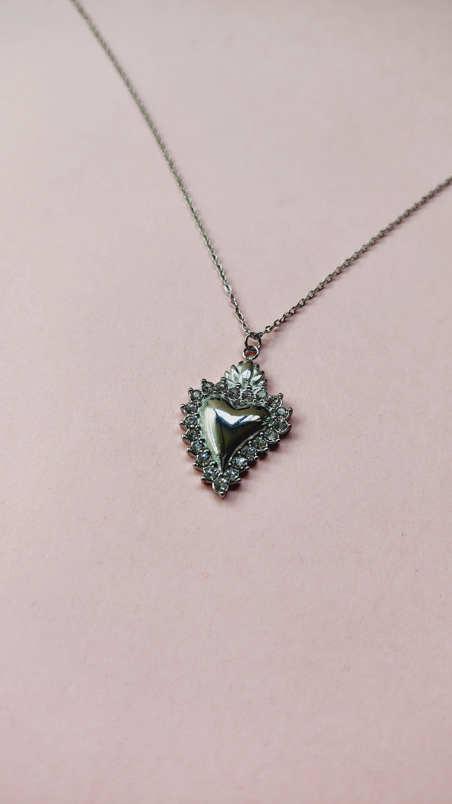 Collana Sacro Cuore in acciaio inossidabile | Nuara Bijoux