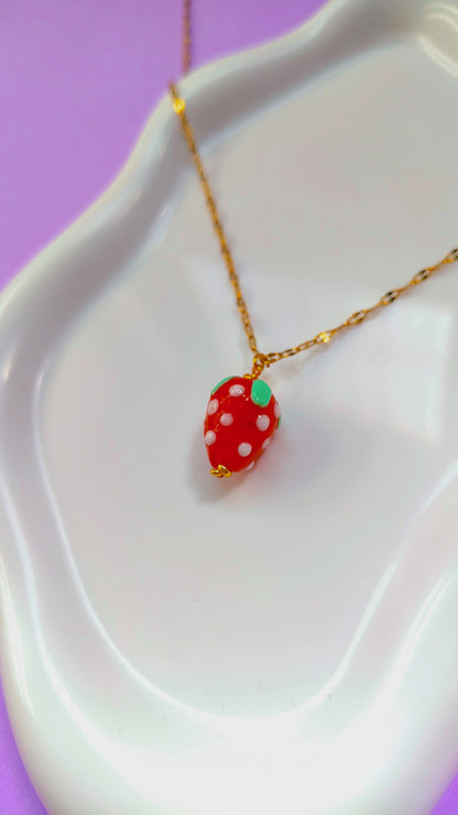 Collana Fragola smaltata in acciaio inossidabile | Nuara Bijoux