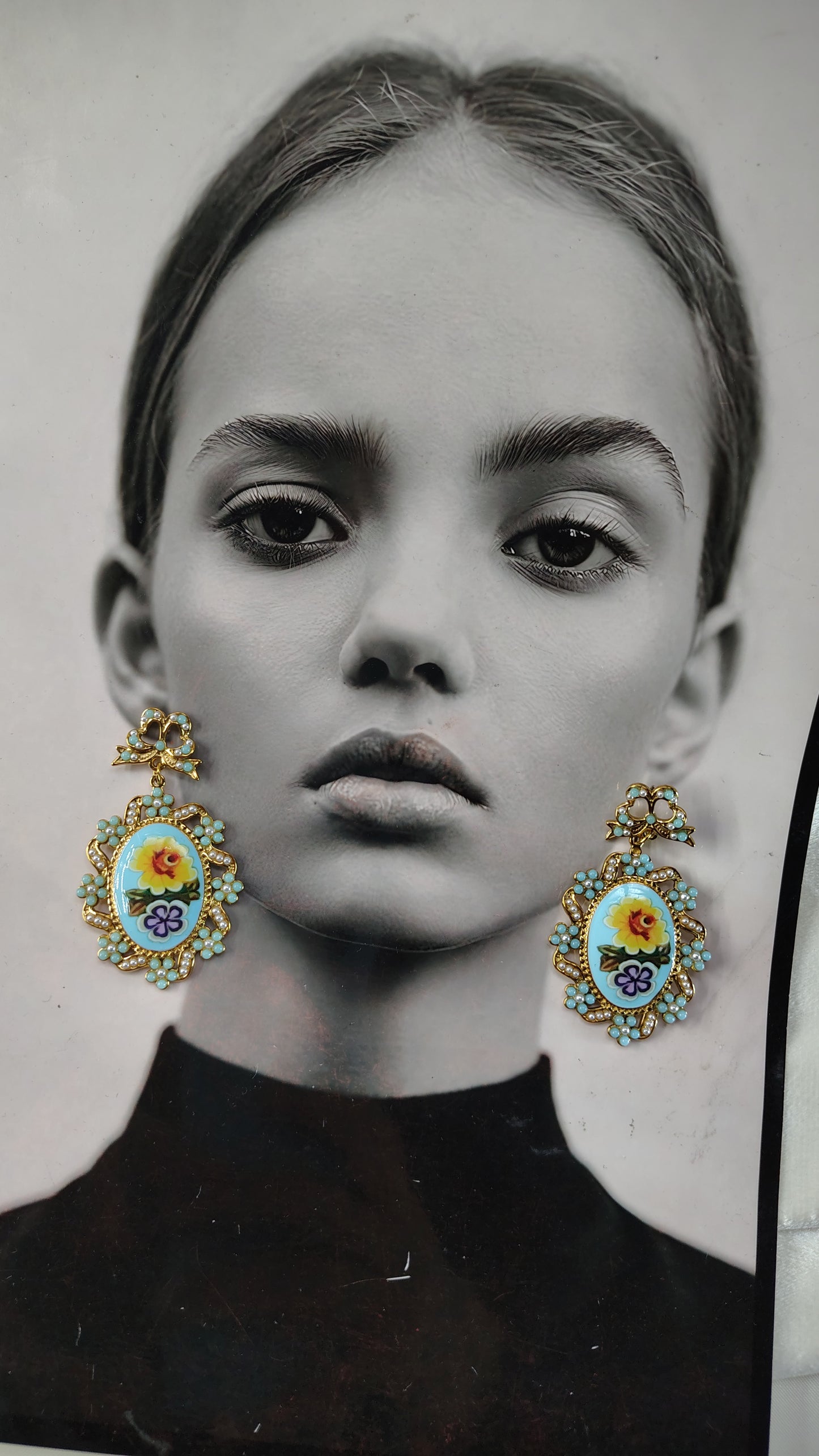 Orecchini Pendenti Floreali Vintage con perline colorate | Nuara Bijoux