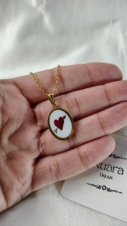 Collana con cuore trafitto da freccia