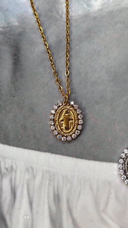 Collana in Acciaio Inossidabile con Madonnina di Guadalupe| Nuara Bijoux