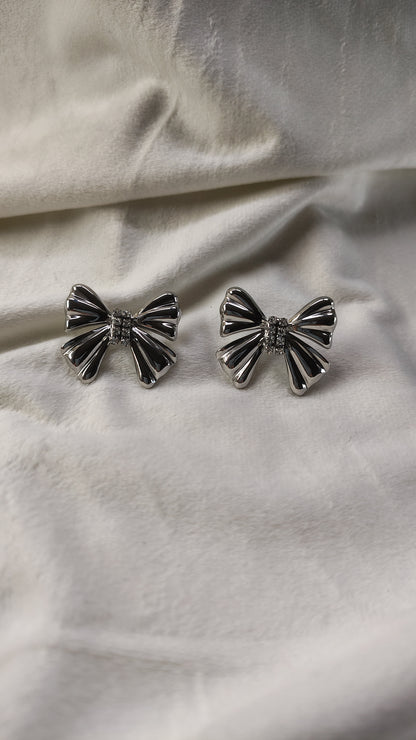 Orecchini Lobo Fiocco con Cristalli in Acciaio Inossidabile | Nuara Bijoux