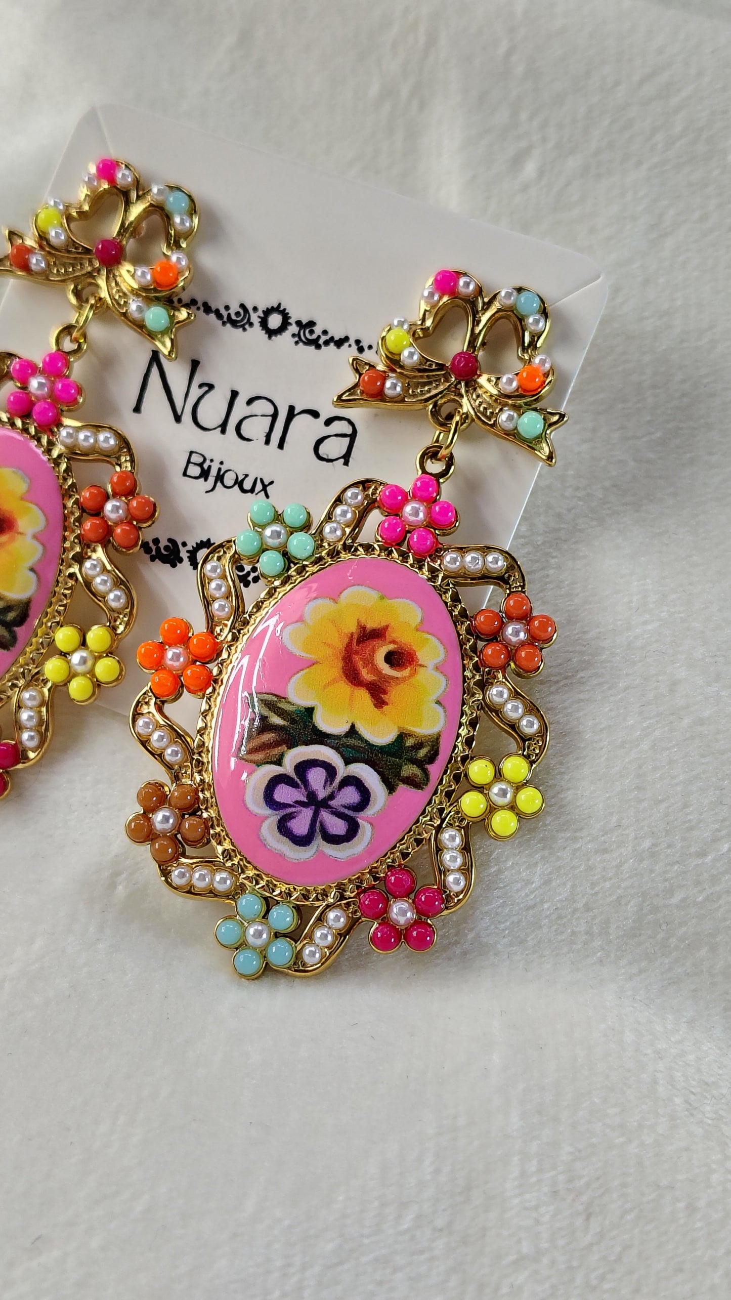Orecchini Pendenti Floreali Vintage con perline colorate | Nuara Bijoux
