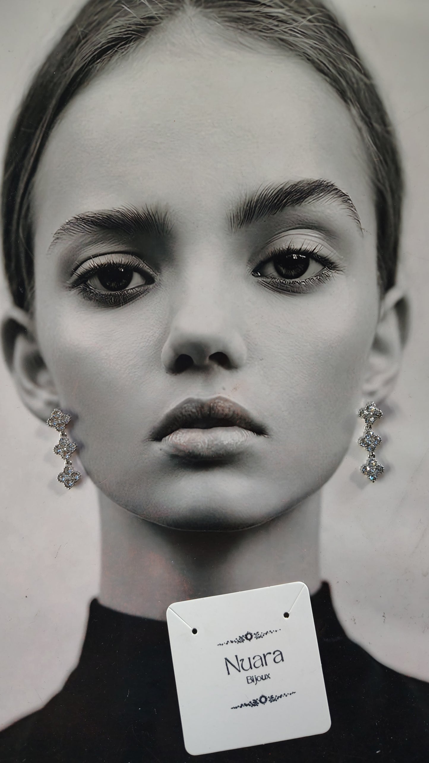 Orecchini Pendenti con Cristalli Brillanti in Acciaio Inossidabile | Nuara Bijoux