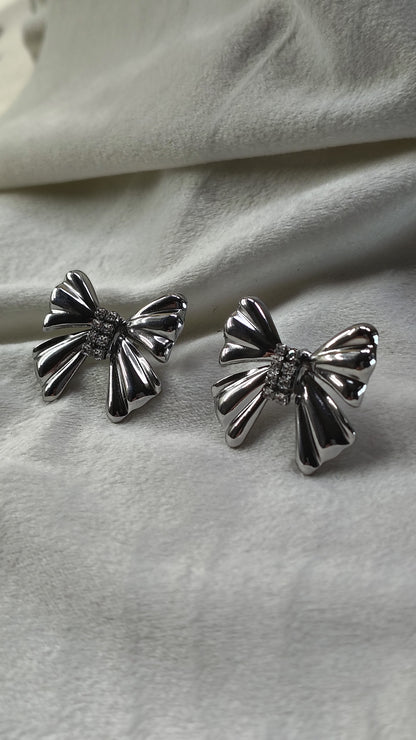 Orecchini Lobo Fiocco con Cristalli in Acciaio Inossidabile | Nuara Bijoux